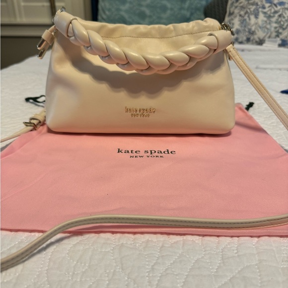 Small Kate Spade Bag - Picture 3 of 12